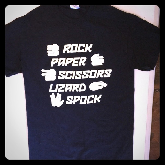 Gildan Tops - Big Bang Theory t-shirt Gildan Tops - Big Bang Theory t-shirt